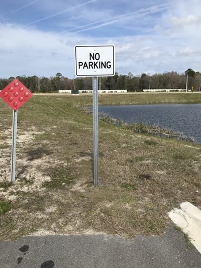 Traffic & Street Signs Photo